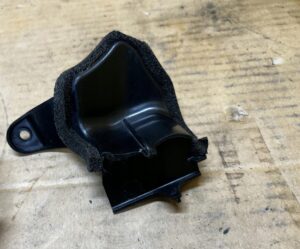 PODSZYBIE OSŁONA PODSZYBIA PRAWE PRAWA PORSCHE PANAMERA 970 I LIFT