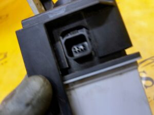 FILTR WĘGLOWY PAR PALIWA FORD EXPLORER MK6