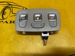 LAMPKA OŚWIETLENIE PODSUFITKI RENAULT MEGANE IV