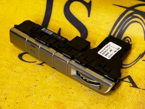 PRZEŁACZNIK PRZYCISK PDC NAWIEWU AUDI A8 D4 4H0