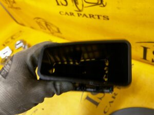 KRATKA NAWIEWU PRZÓD PRAWA PRAWY ŚRODKOWA PORSCHE PANAMERA 970 I LIFT