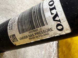 KOMPLET AMORTYZATORY TYŁ PRAWY LEWY VOLVO XC90 II