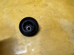 ODBÓJ ODBOJNIK BAGAŻNIKA PRAWY PORSCHE MACAN 95B