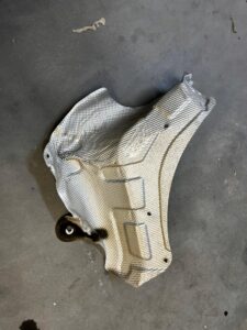 BLACHA OSŁONA TERMICZNA DACIA DUSTER II 2