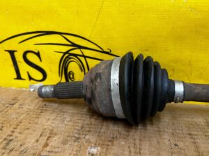 PÓŁOŚ PRZÓD PRZEDNIA LEWY LEWA FORD FIESTA MK8 1.5 TDCI