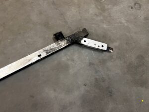 BELKA WZMOCNIENIE GÓRNE ZDERZAKA PASA PRZÓD PRZEDNIEGO VOLVO XC90 II