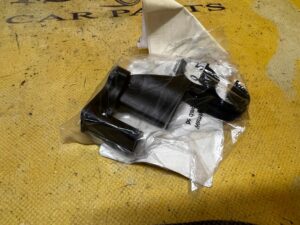 UCHWYT MOCOWANIE ZAWORU NAGRZEWNICY BMW X5 E53 4.4 4.6 BENZYNA NOWY OEM