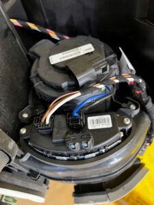 KOMPLETNA NAGRZEWNICA DMUCHAWA RENAULT MEGANE IV 4