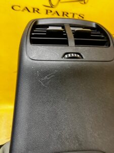 OSŁONA TYŁ TUNELU ŚRODKOWEGO WEJŚCIE USB KRATKI NAWIEWU FORD ESCAPE MK4