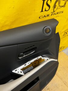 BOCZEK TAPICERKA DRZWI LEWY PRZÓD LEXUS RX 450H III 3