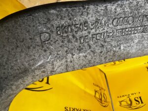 KOMPLET WAHACZ TYŁ TYLNY POPRZECZNY PRAWY LEWY PORSCHE MACAN 95B AUDI A8 D4