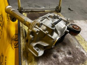 DYFER DYFERENCJAŁ MOST PRZÓD LAND ROVER DISCOVERY V L462 2.0 Si4 3.73