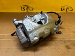 ZACISK HAMULCOWY PRZÓD PRAWY LAND ROVER DEFENDER II L663