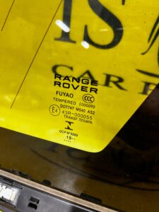 SZYBA KAROSERYJNA BŁOTNIKA TYŁ PRAWA PRAWY RANGE ROVER VOGUE L405 2019R