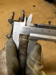 7 X ŚRUBA M16X135 FORD BRONCO 21-