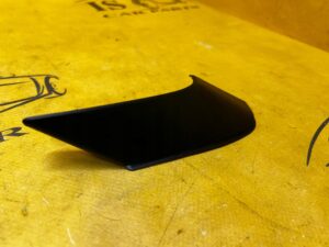 POSZYCIE OSŁONA OBUDOWA SŁUPKA PRZÓD A PRAWY SUBARU FORESTER VI SL 25-