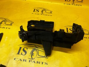 PODSTAWA MOCOWANIE SKRZYNKI BEZPIECZNIKÓW FORD EXPLORER MK6