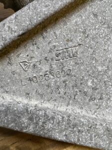 WAHACZ TYŁ TYLNY LEWY GÓRNY CHEVROLET CORVETTE C5 97-04