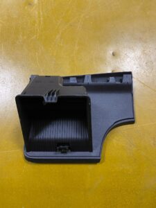 LEWY SCHOWEK DESKI KIEROWCY FORD FIESTA MK8