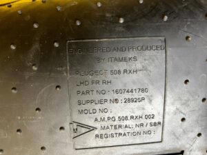 KOMPLET DYWANIKI WYCIERACZKI GUMOWE ORYGINALNE PRZÓD PEUGEOT 508 I RXH EU