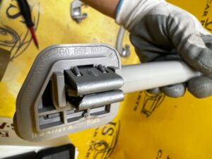 KOMPLET RĄCZKI UCHWYTY PODSUFITKI SKODA SCALA SEAT VW