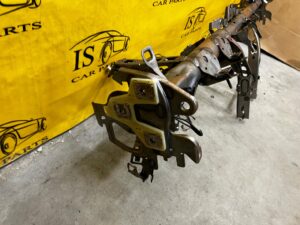 RURA STELAŻ WZMOCNIENIE DESKI RENAULT MEGANE IV EU