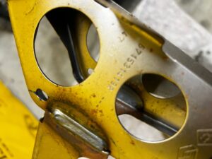 STELAŻ MOCOWANIE RURA DESKI KONSOLI DACIA SANDERO III 2021R