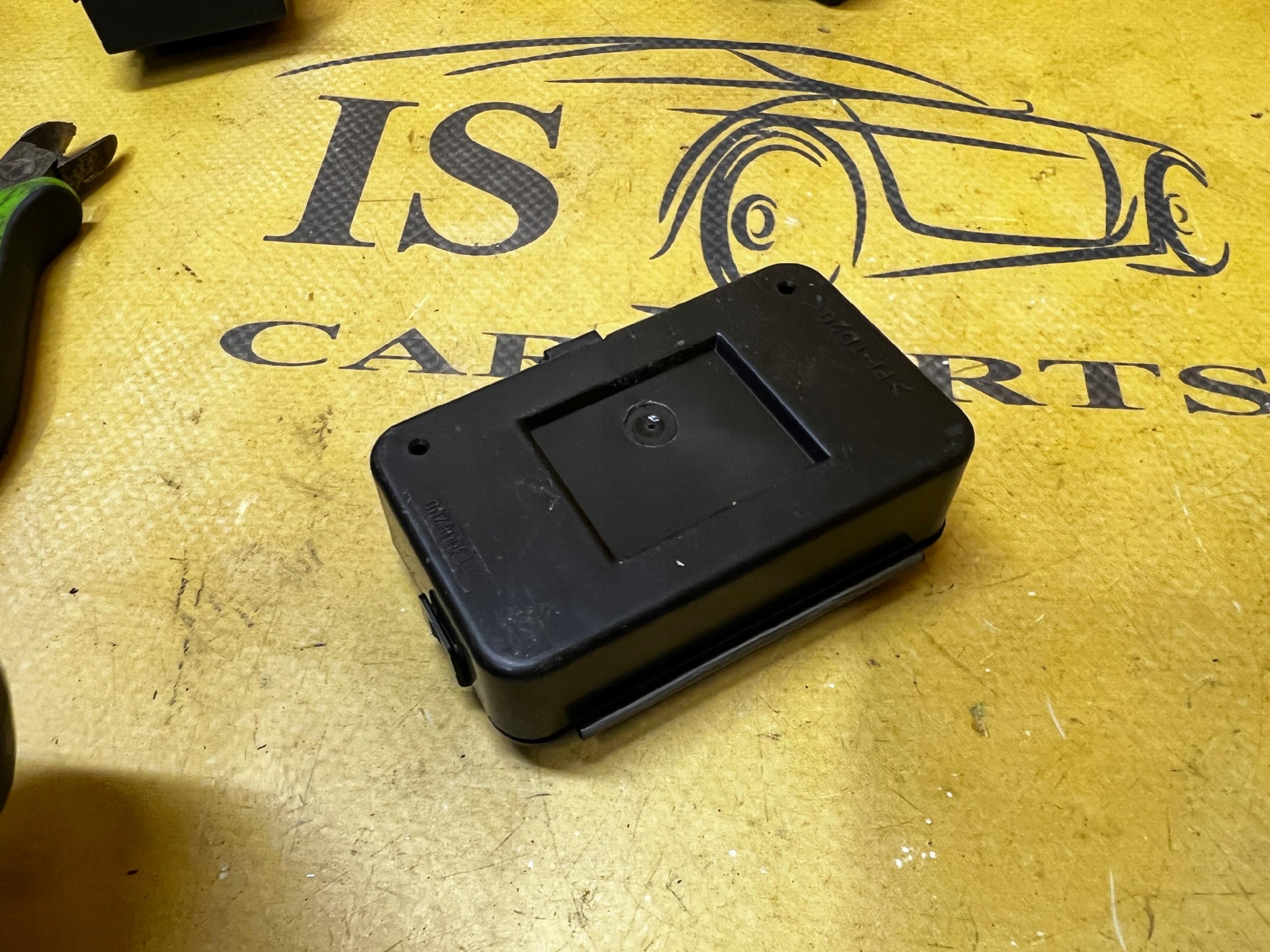 MODUŁ STEROWNIK ANTENY KEYLESS LAND ROVER DISCOVERY SPORT V L550