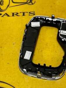 RAMKA ZMIANY BIEGÓW AUTOMAT RENAULT MEGANE IV