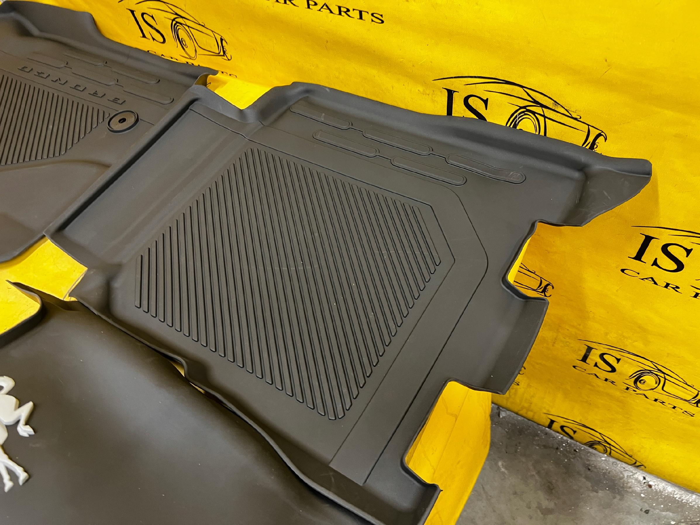 DYWANIKI WYCIERACZKI GUMOWE ORYGINALNE 4 DRZWI FORD BRONCO 21- NOWE OEM