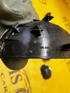 RAMKA OSŁONA KLAMKI WEWNĘTRZNEJ TYŁ MINI F54 F55 F60