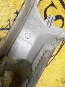 OSŁONA POSZYCIE SŁUPKA A PRZÓD PRAWE PRAWY RENAULT ESPACE V