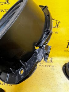 GŁOŚNIK DRZWI TYŁ TYLNYCH LEWY LEWYCH FORD RANGER MK5 V WILDTRAK