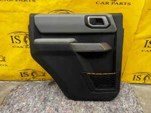 TAPICERKA BOCZEK DRZWI TYŁ LEWY 4 DRZWI FORD BRONCO 21-