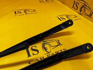 KOMPLET RAMIONA RAMIĘ WYCIERACZEK WYCIERACZKI PRZÓD AUDI SQ7 Q7 4M0