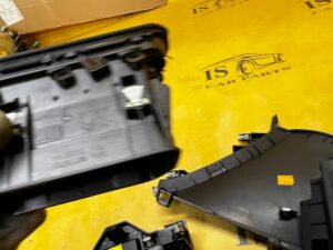 KRATKA NAWIEWU PRZÓD ZEWNĘTRZNA LEWY LEWA PEUGEOT 308 II T9 EU