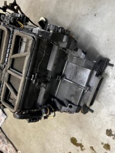 NAGRZEWNICA DMUCHAWA RANGE ROVER VELAR L560