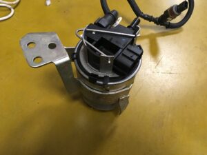 OBUDOWA FILTRA PALIWA MOCOWANIE NISSAN X-TRAIL T32