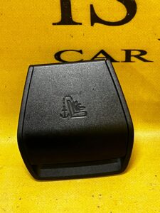 OSŁONA ZAŚLEPKA PASÓW PÓŁKI TYLNEJ BMW F22 F87