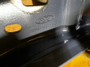 ZAWIASY MASKI POKRYWY SILNIKA FORD BRONCO 21- AZURE GREY PEARL