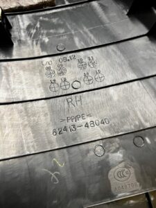 OSŁONA POSZYCIE SŁUPKA B PRAWA LEXUS RX 450H III 3 AL10