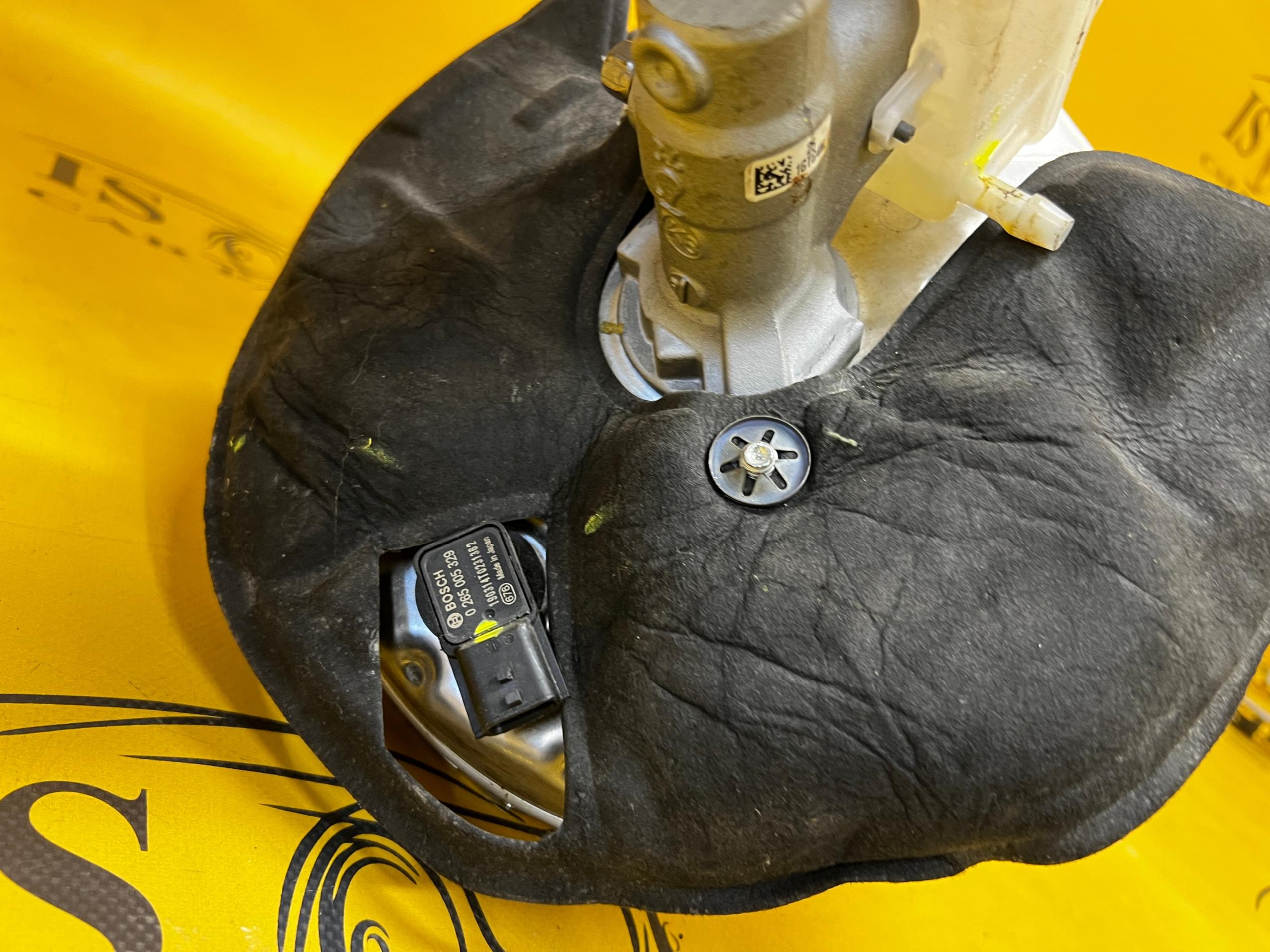 SERWO POMPA HAMULCOWA OSŁONA WYGŁUSZENIE RENAULT CLIO V