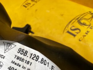 OBUDOWA FILTRA WLOT DOLOT PRZEWÓD POWIETRZA PORSCHE MACAN 95B 2.0 TFSI