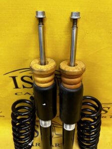 KOMPLET AMORTYZATORY TYŁ SPRĘŻYNY BMW 1 F20 LIFT M140iX 2 F22 M235i M240i