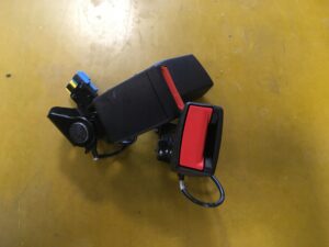 ZAPINKI PASÓW BEZPIECZEŃSTWA TYŁ MERCEDES INFINITI