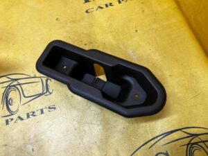 OSŁONA ZAŚLEPKA ZAMKA ZAWIASU FOTELA TYŁ MERCEDES GLS X166 BRĄZ