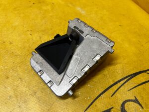 KAMERA SZYBY PRZÓD ASYSTENT PASA RADAR MERCEDES GLS X166