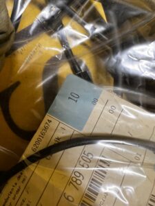 CZUJNIK ZUŻYCIA KLOCKÓW HAMULCOWYCH TYŁ BMW X5 E70 X6 E71 NOWY OEM