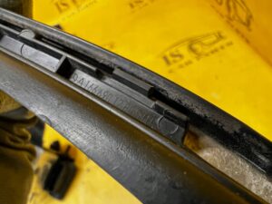 LISTWA SZYBY CZOŁOWEJ PRZÓD PRAWY MERCEDES GLS X166
