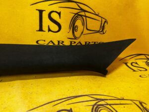 OSŁONA SŁUPKA LEWY PRZÓD MERCEDES W176 ALCANTARA